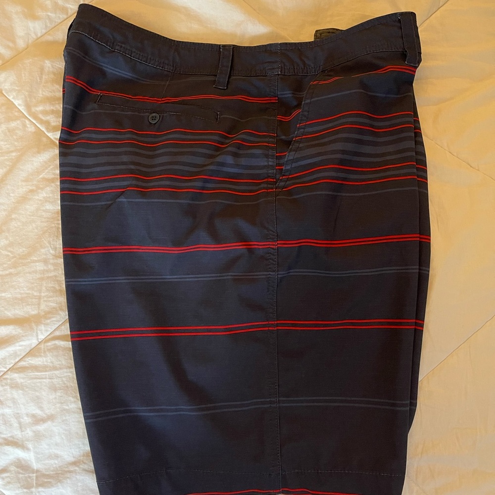Mossimo mens swim/beach hybrid shorts size 38